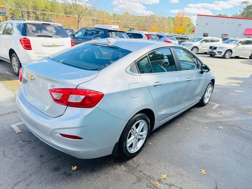 2017 Chevrolet Cruze - Image 5 of 18
