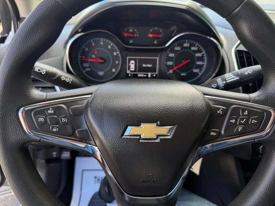 2017 Chevrolet Cruze - Image 13 of 18