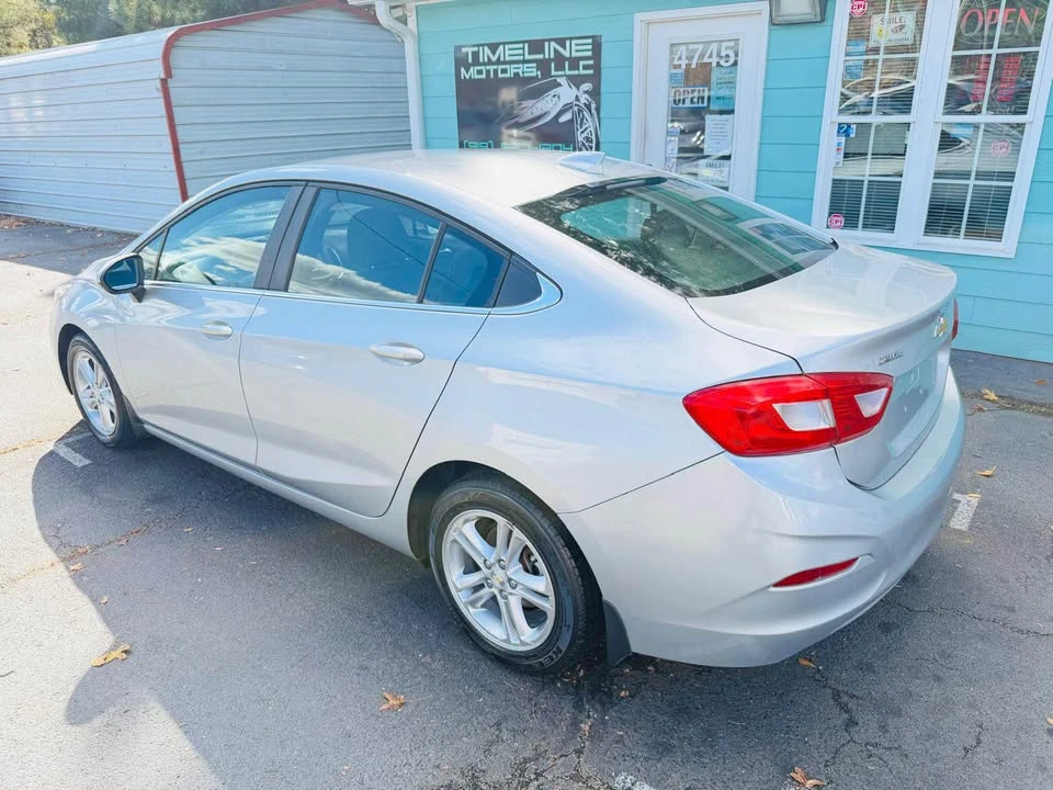 2017 Chevrolet Cruze - Image 10 of 18