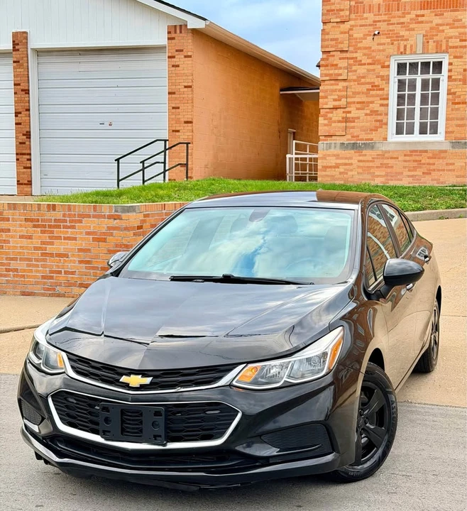 2017 Chevrolet Cruze - Image 13 of 20