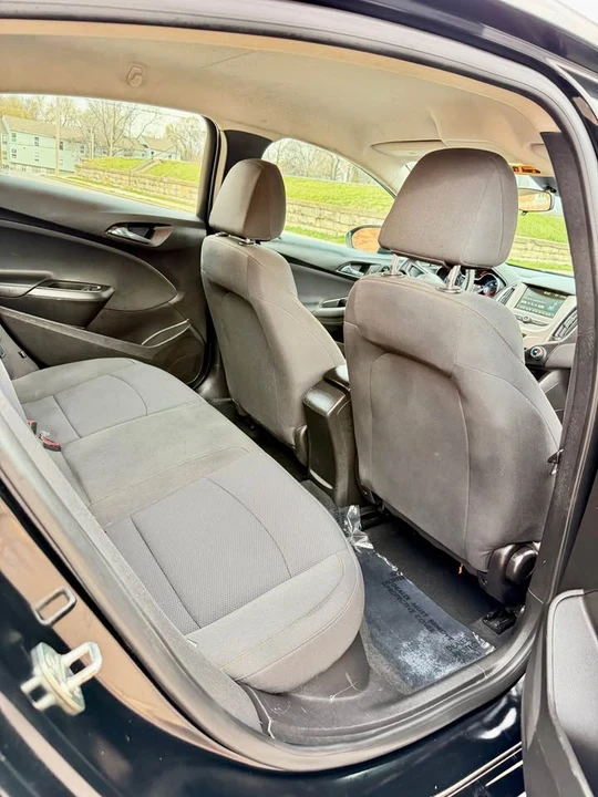 2017 Chevrolet Cruze - Image 7 of 20