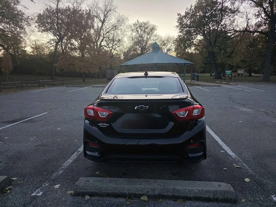2017 Chevrolet Cruze - Image 8 of 20