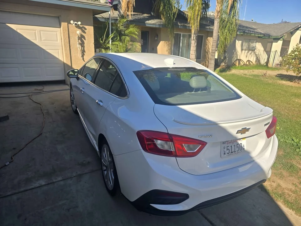 2017 Chevrolet Cruze - Image 11 of 12