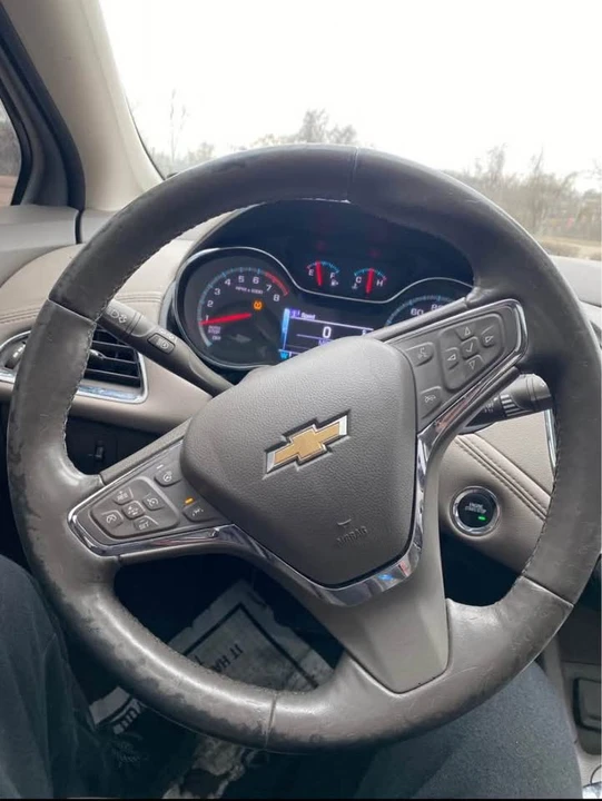 2017 Chevrolet Cruze - Image 14 of 15