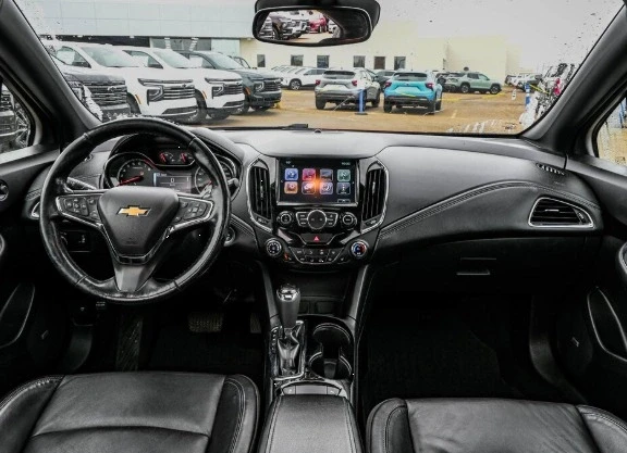 2017 Chevrolet Cruze - Image 6 of 10