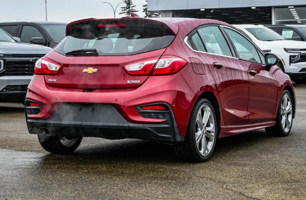 2017 Chevrolet Cruze - Image 4 of 8