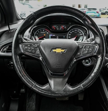 2017 Chevrolet Cruze - Image 6 of 8