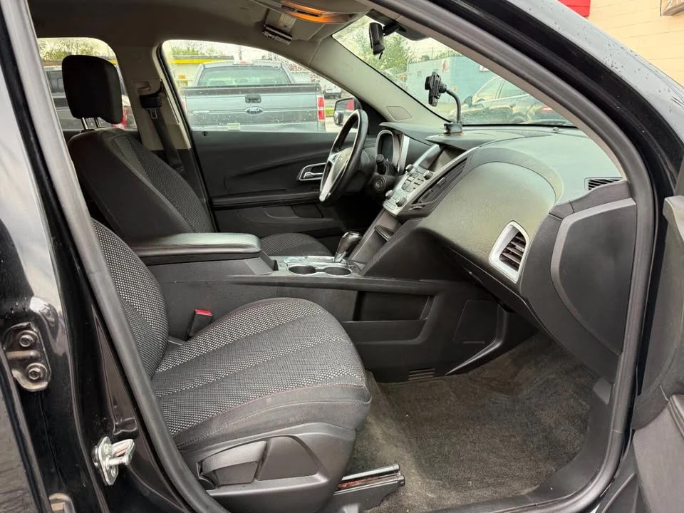2017 Chevrolet Equinox - Image 15 of 20
