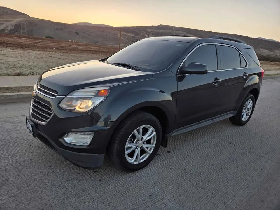 2017 Chevrolet Equinox - Image 2 of 15