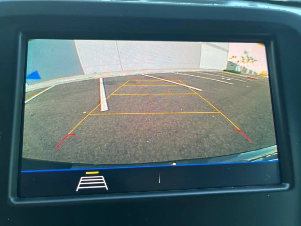2017 Chevrolet Equinox - Image 12 of 16