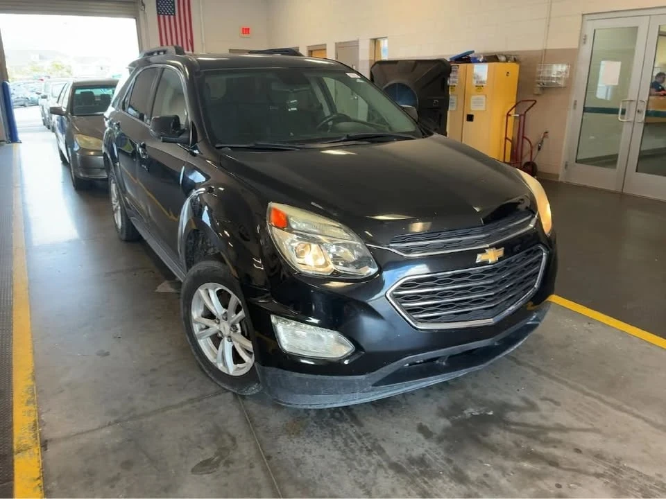 2017 Chevrolet Equinox - Image 2 of 6