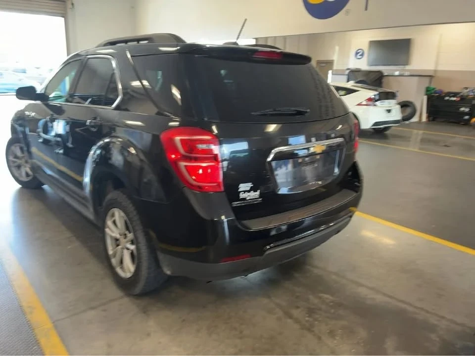 2017 Chevrolet Equinox - Image 4 of 6