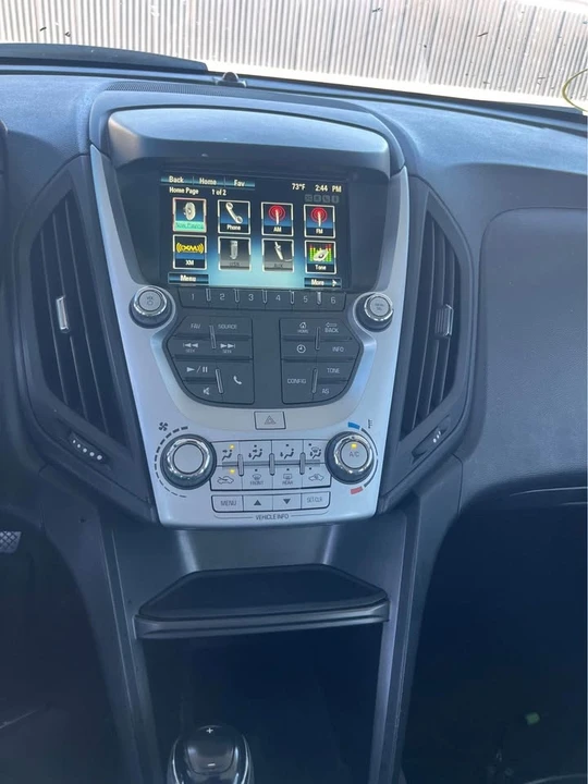 2017 Chevrolet Equinox - Image 4 of 9