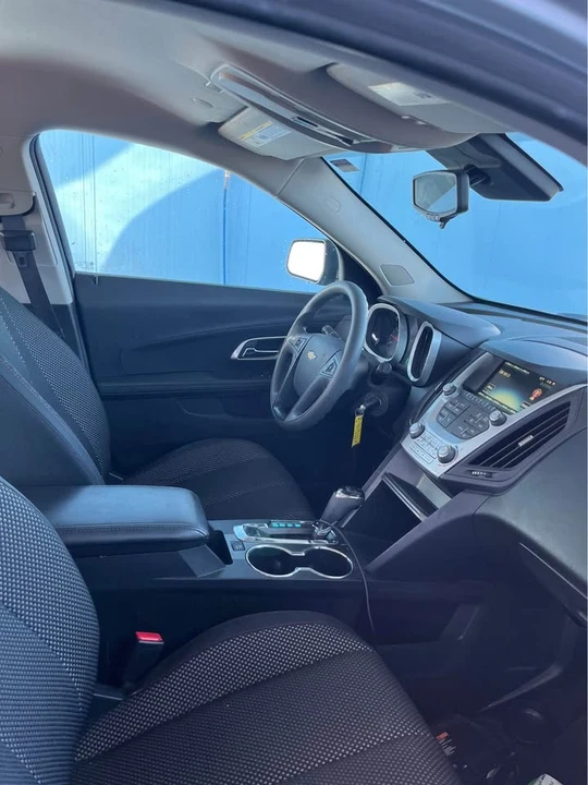 2017 Chevrolet Equinox - Image 8 of 9