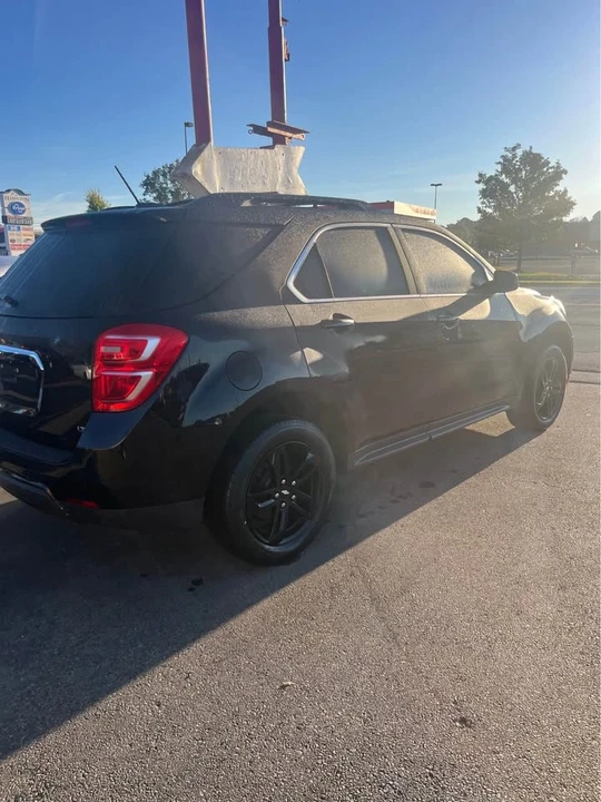 2017 Chevrolet Equinox - Image 3 of 11