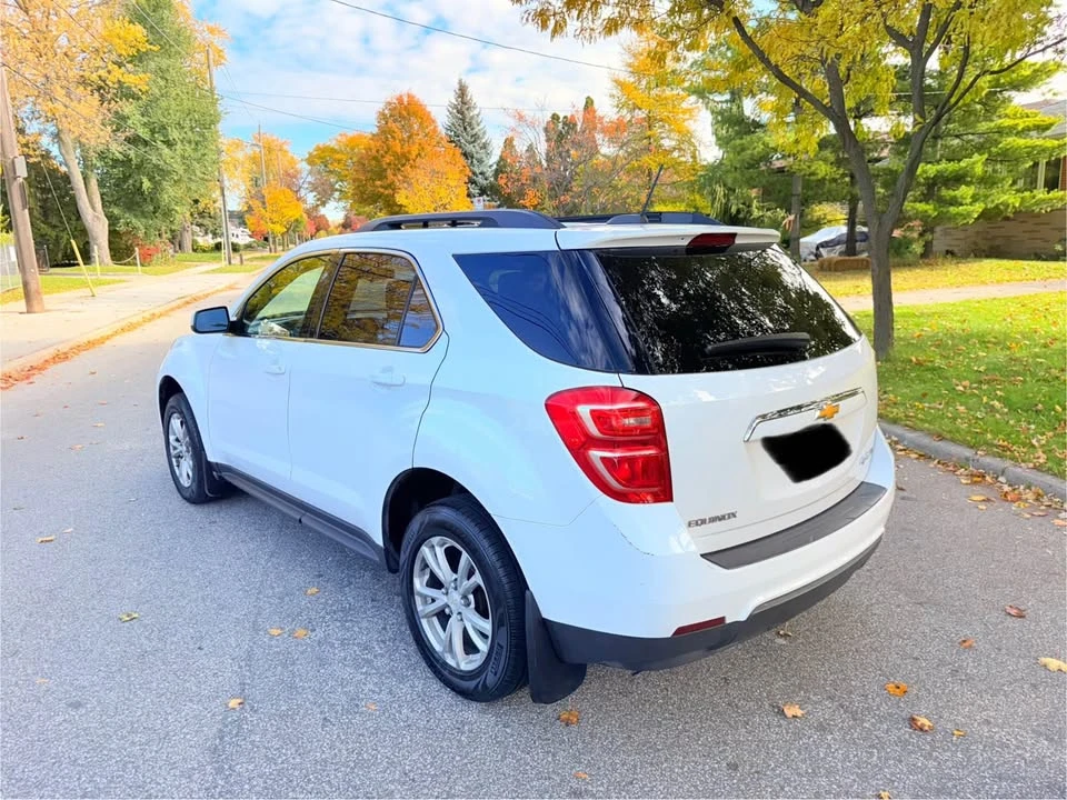 2017 Chevrolet Equinox - Image 4 of 8