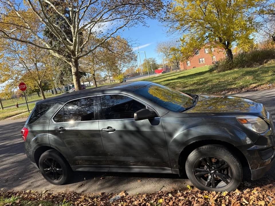 2017 Chevrolet Equinox - Image 8 of 10