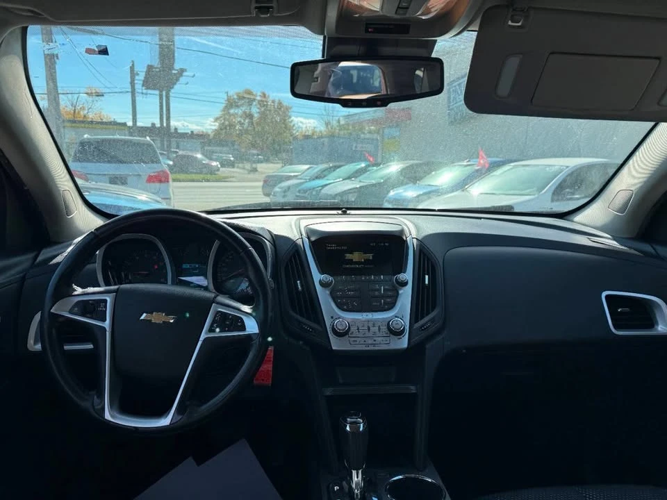 2017 Chevrolet Equinox - Image 16 of 19