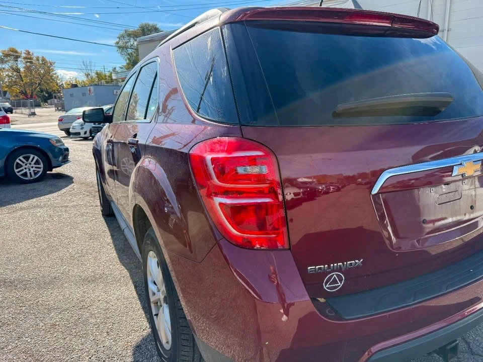 2017 Chevrolet Equinox - Image 9 of 19