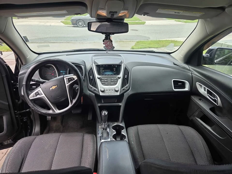 2017 Chevrolet Equinox - Image 10 of 12