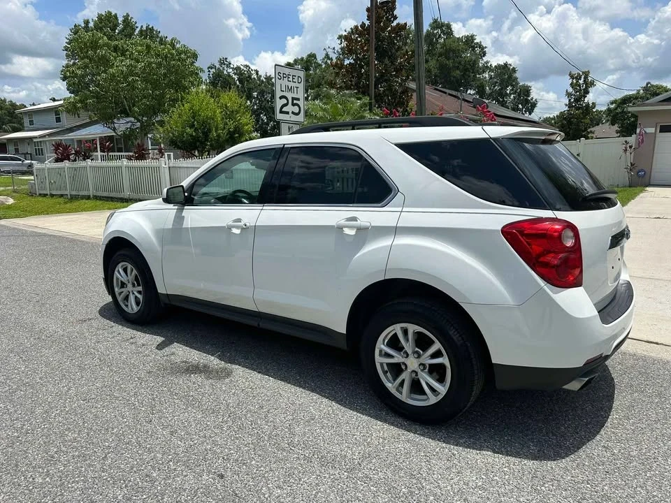 2017 Chevrolet Equinox - Image 5 of 10