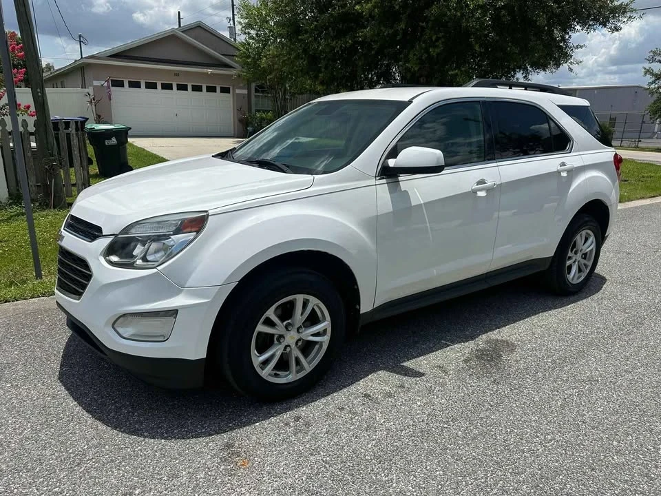 2017 Chevrolet Equinox - Image 2 of 10