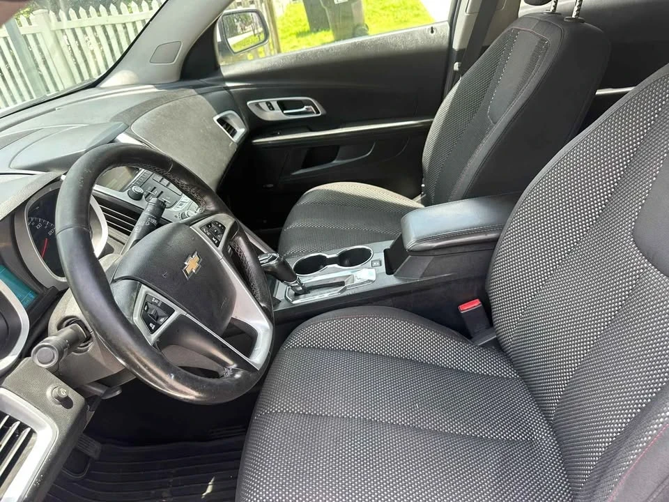 2017 Chevrolet Equinox - Image 8 of 10