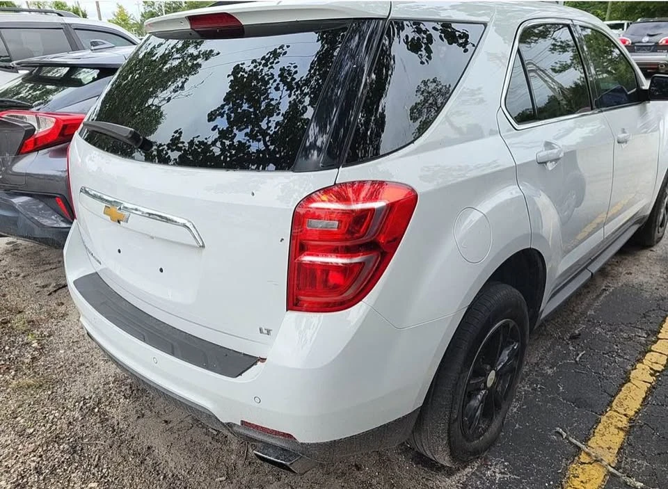 2017 Chevrolet Equinox - Image 4 of 15