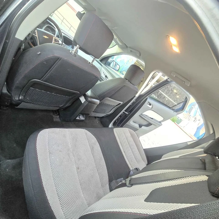 2017 Chevrolet Equinox - Image 11 of 15