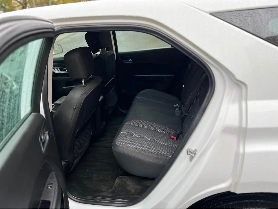 2017 Chevrolet Equinox - Image 6 of 16