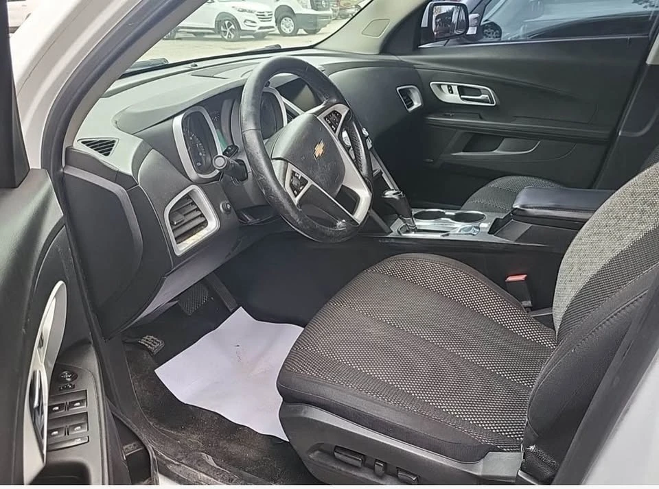 2017 Chevrolet Equinox - Image 6 of 15