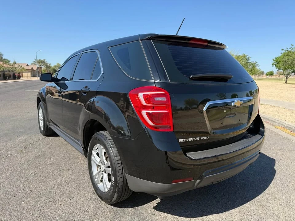 2017 Chevrolet Equinox - Image 4 of 11