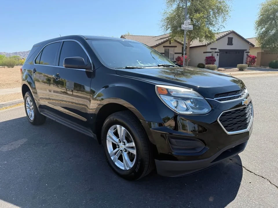 2017 Chevrolet Equinox - Image 8 of 11