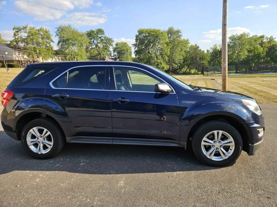 2017 Chevrolet Equinox - Image 16 of 17