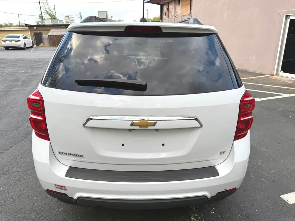 2017 Chevrolet Equinox - Image 5 of 14
