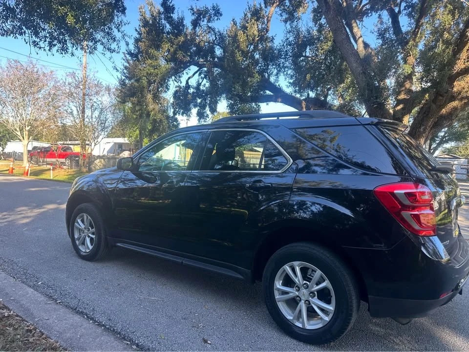 2017 Chevrolet Equinox - Image 4 of 11