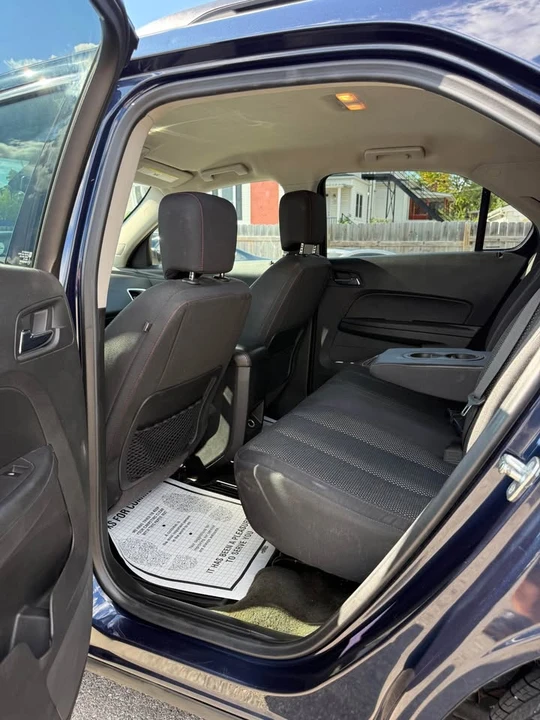2017 Chevrolet Equinox - Image 8 of 15