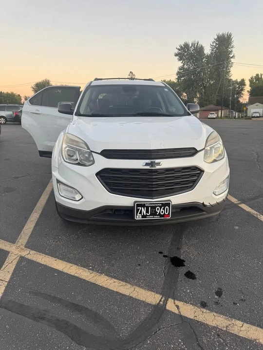 2017 Chevrolet Equinox - Image 2 of 8