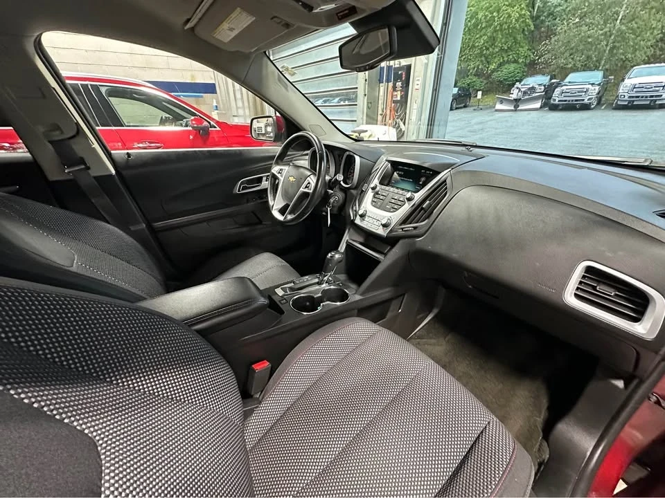 2017 Chevrolet Equinox - Image 15 of 19