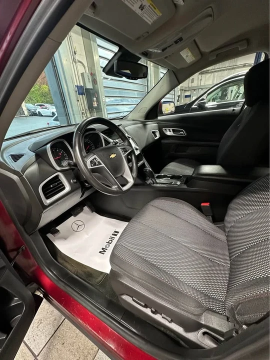 2017 Chevrolet Equinox - Image 8 of 19