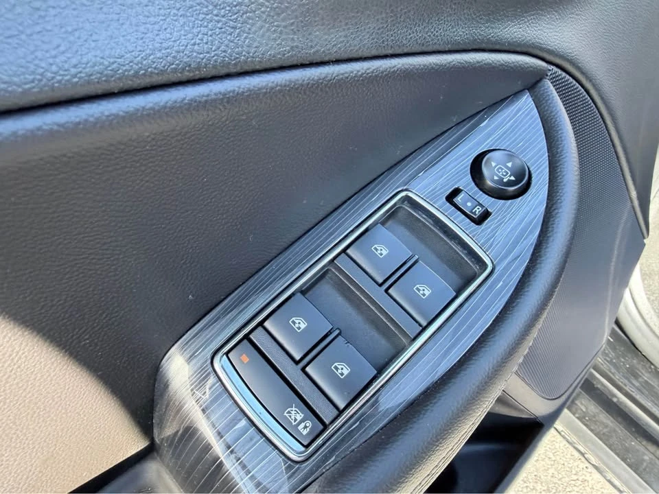 2017 Chevrolet Impala 10th Gen - Image 4 of 7