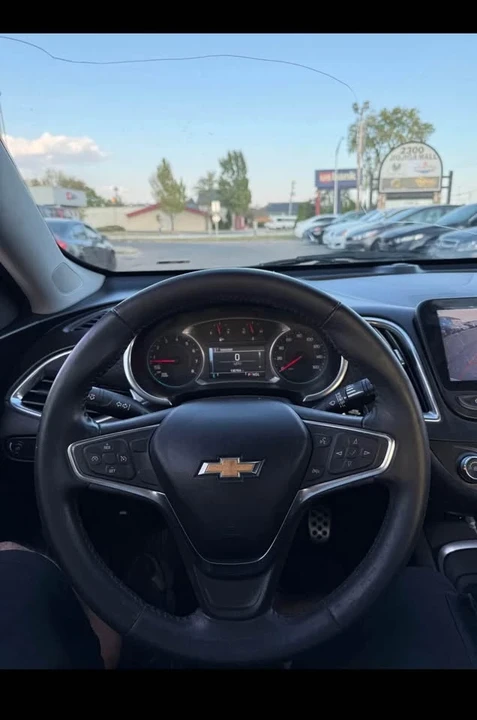 2017 Chevrolet Malibu - Image 11 of 15