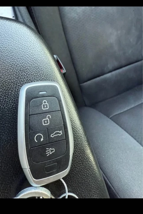 2017 Chevrolet Malibu - Image 15 of 15