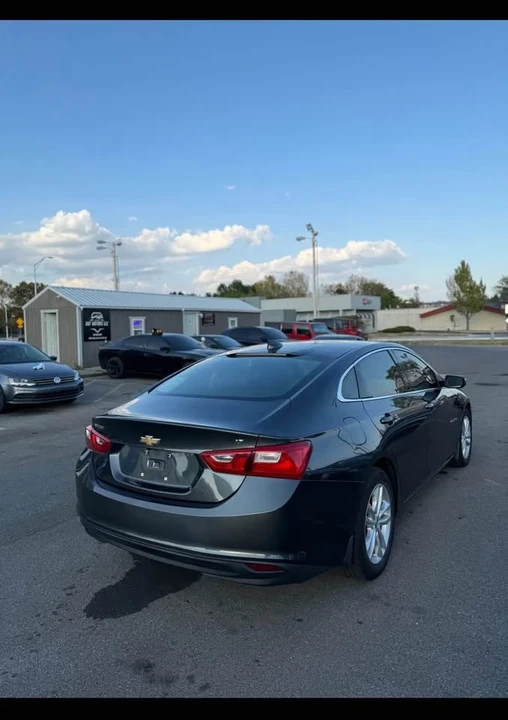 2017 Chevrolet Malibu - Image 4 of 15