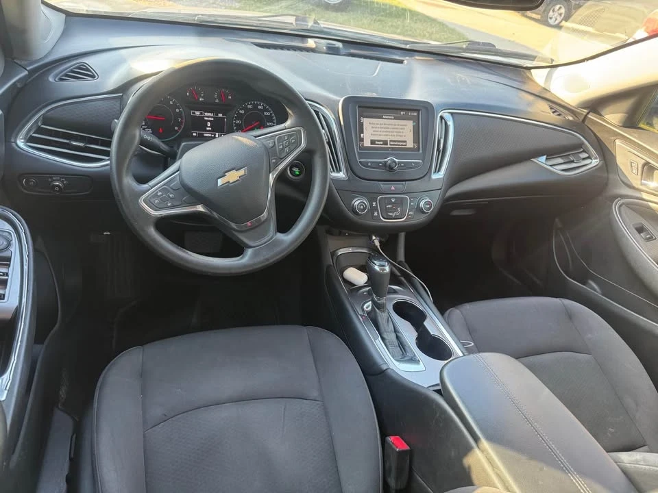 2017 Chevrolet Malibu - Image 6 of 9