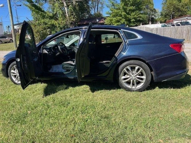 2017 Chevrolet Malibu - Image 7 of 20