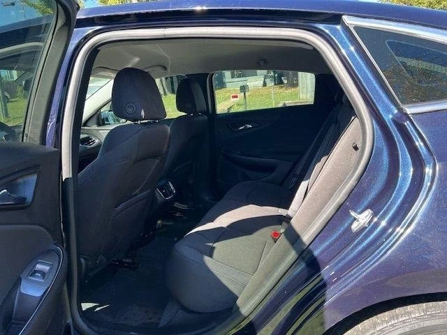 2017 Chevrolet Malibu - Image 12 of 20