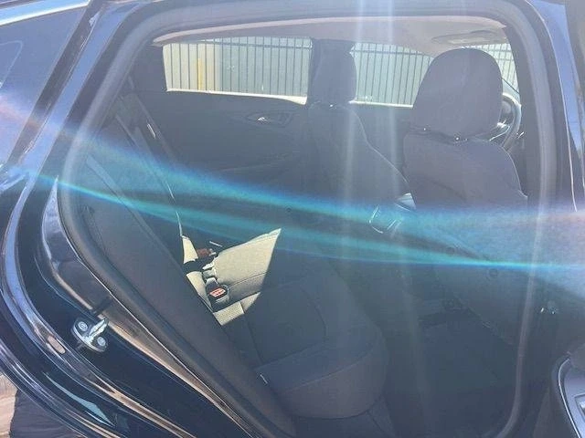 2017 Chevrolet Malibu - Image 16 of 20