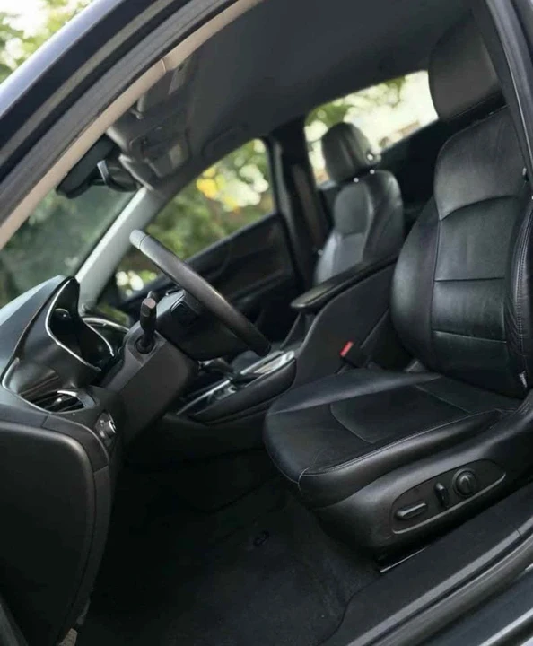 2017 Chevrolet Malibu - Image 4 of 5