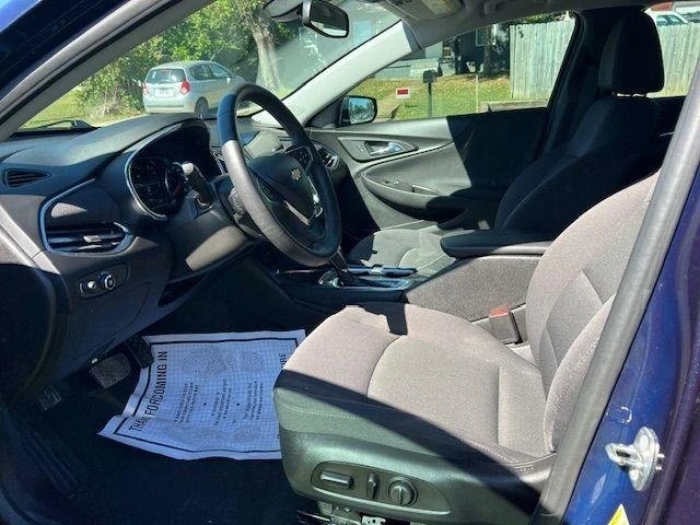 2017 Chevrolet Malibu - Image 10 of 20